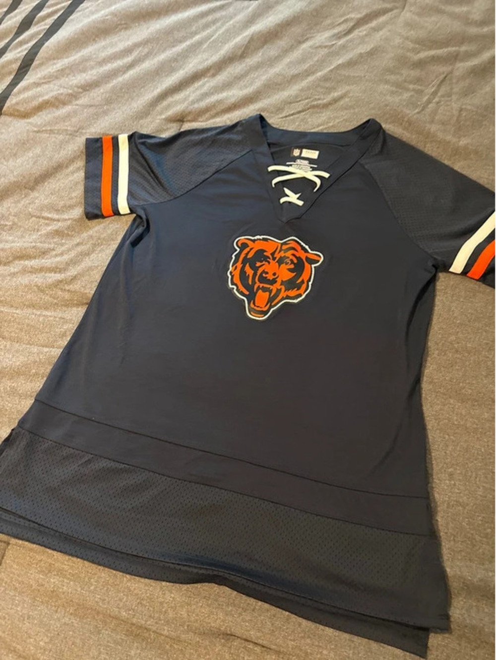 Team Apparel Chicago Bears Navy Lace-Up NFL Jersey Shirt Women’s XL